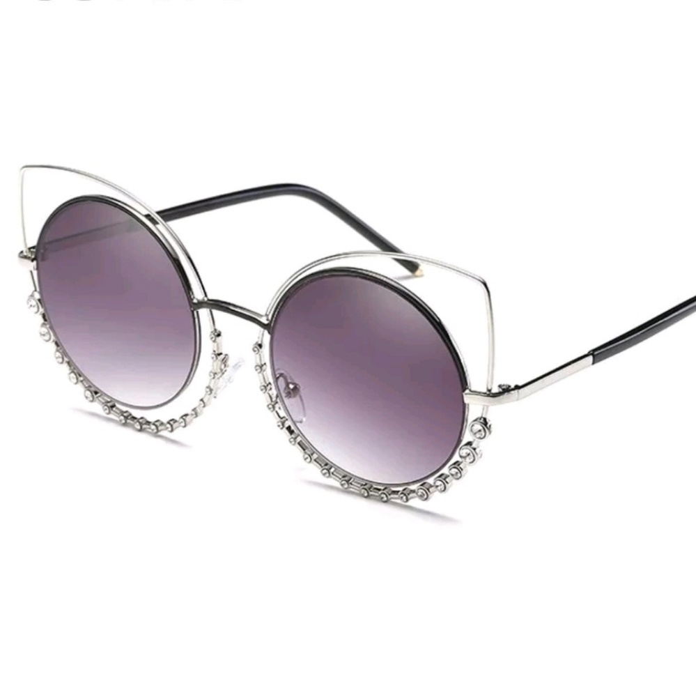 New Luxury Rhinestone Oversized Cateye Sunglasses - Picture 6 of 7
